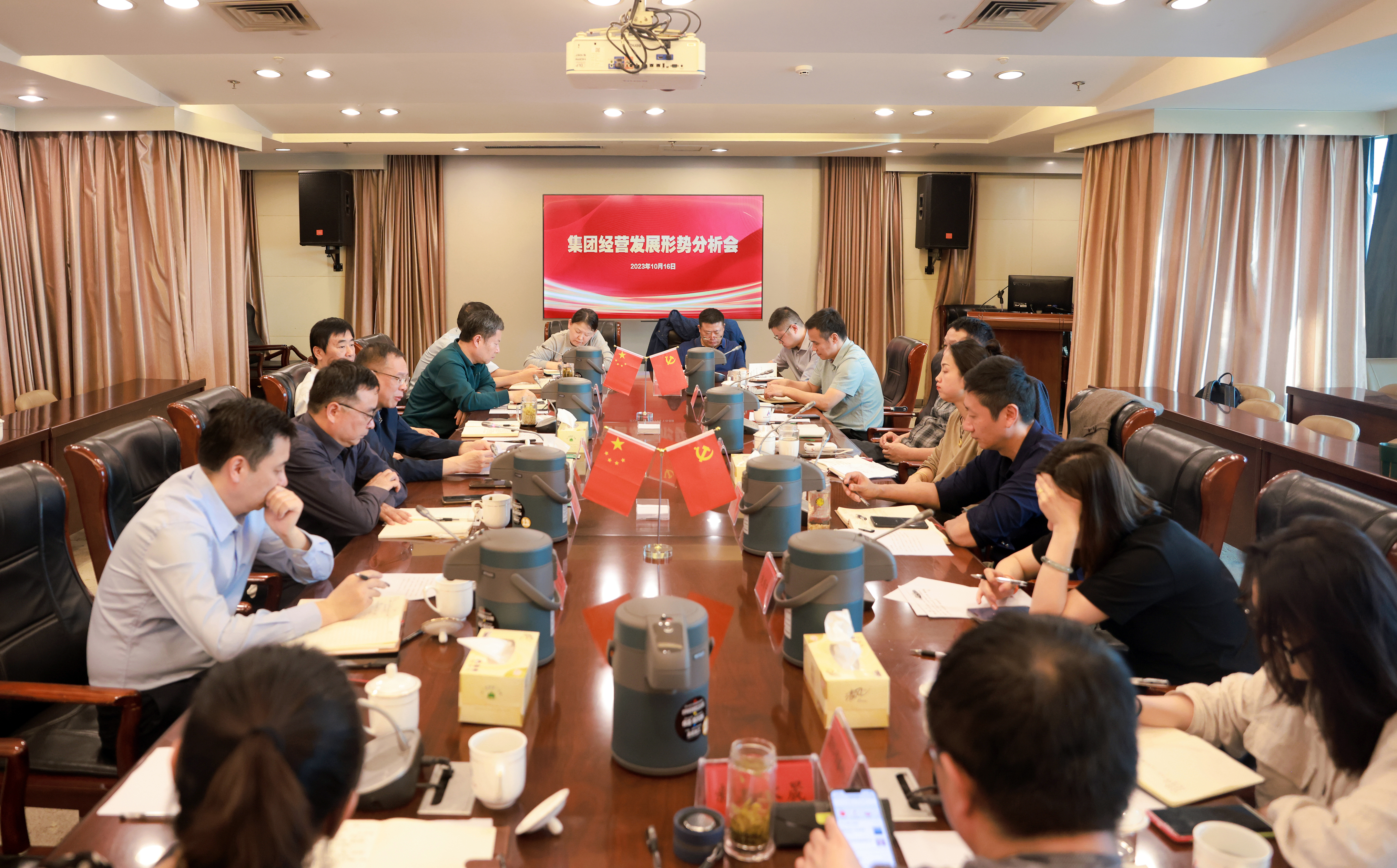 FXY_8124.jpg FXY_8124.jpg