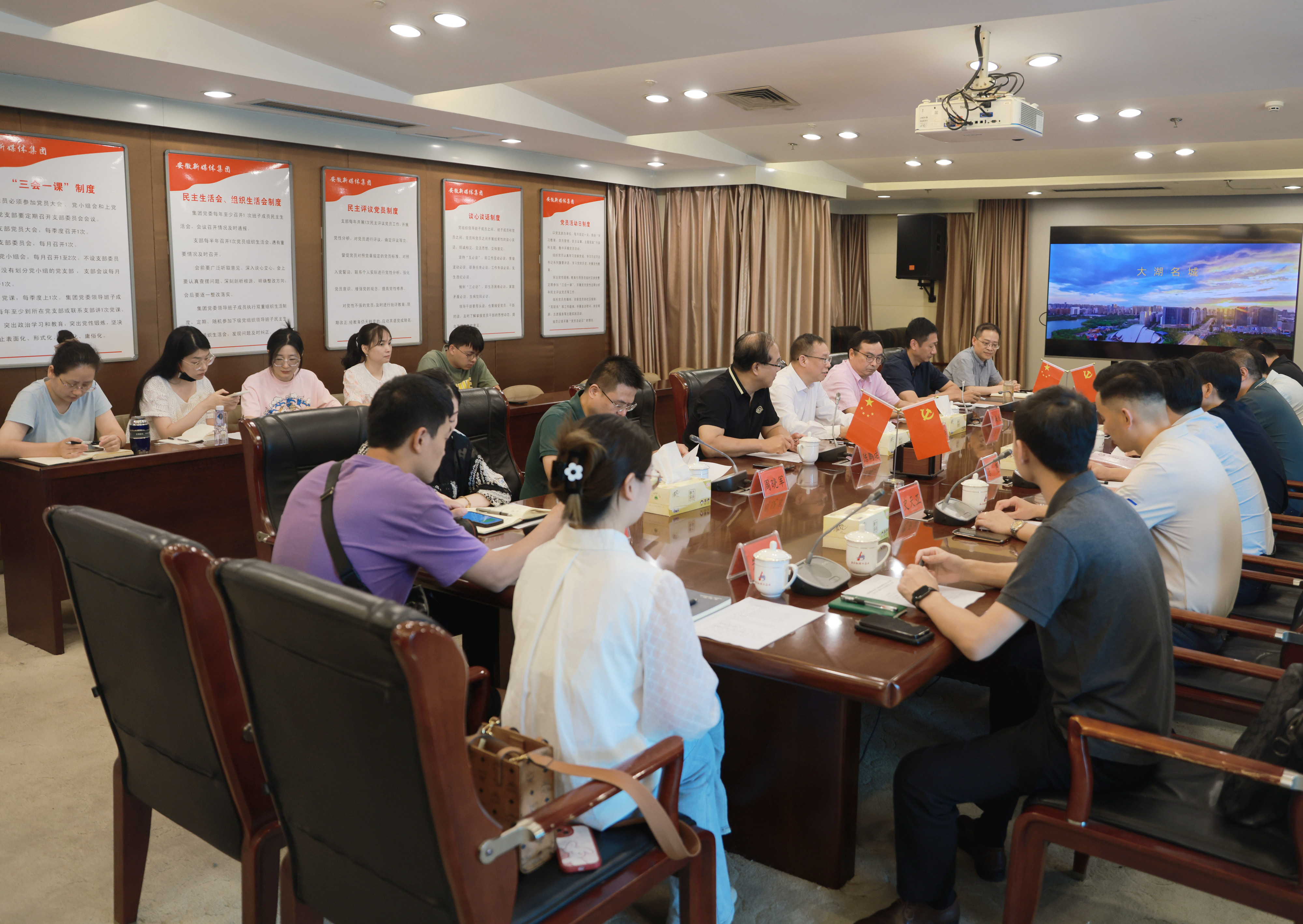 FXY_5223_副本.jpg FXY_5223_副本.jpg